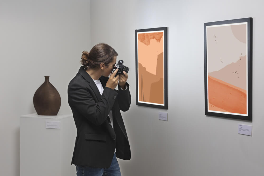 Solo travel art and photography tour capturing gallery artworks